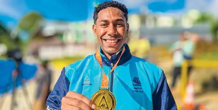 Errol Qaqa won gold in the men’s 100m hurdles.