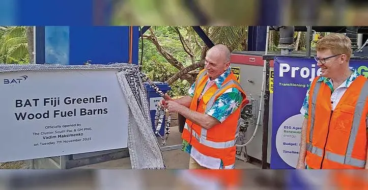 British American Tobacco (BAT) Fiji Cluster General Manager South Pacific Vadim Maksimenko unveils the plaque while BAT Fiji general manager Sam Dormors looks on. Photo: Waisea Nasokia
