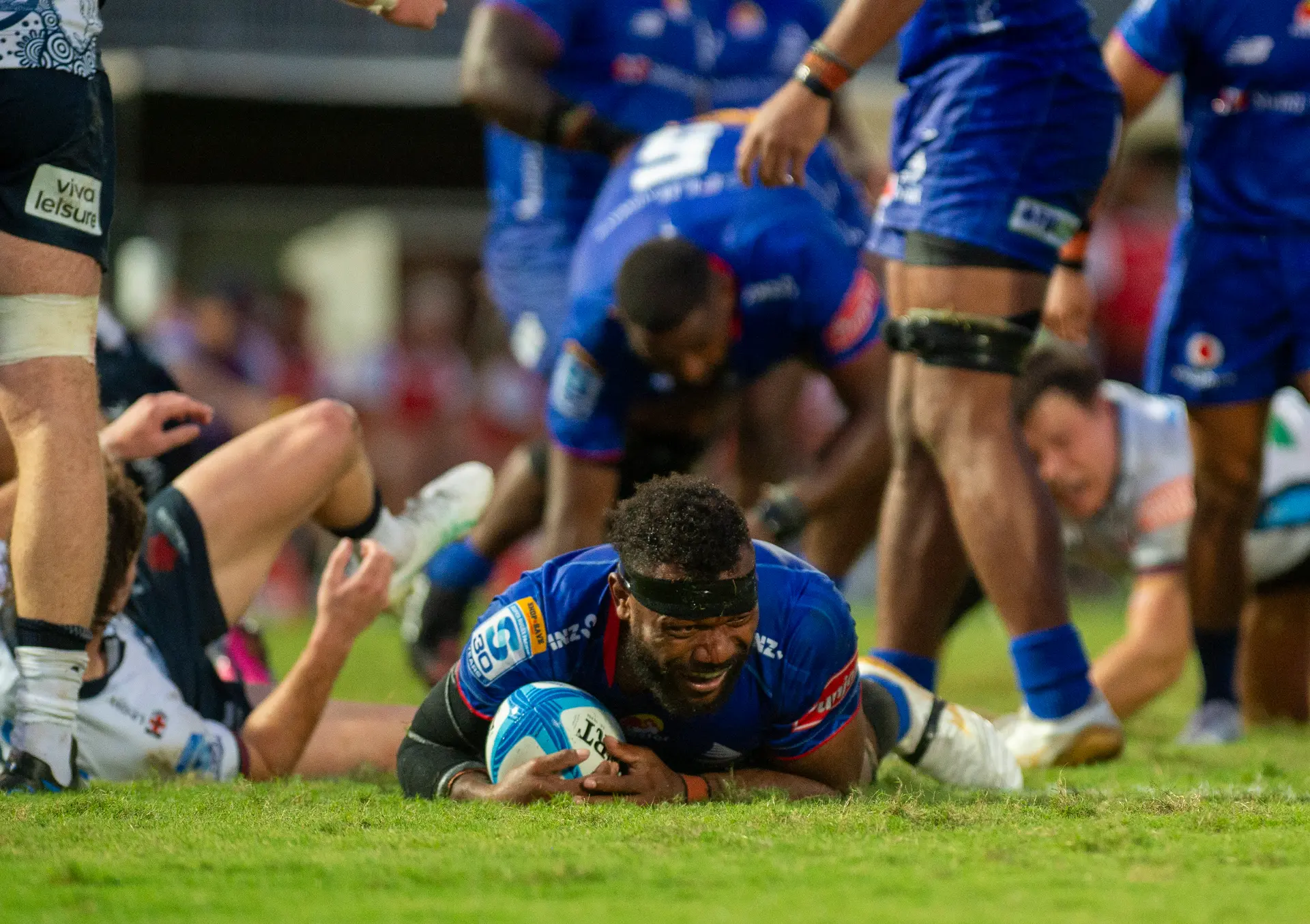 DRUA V WARATAHS