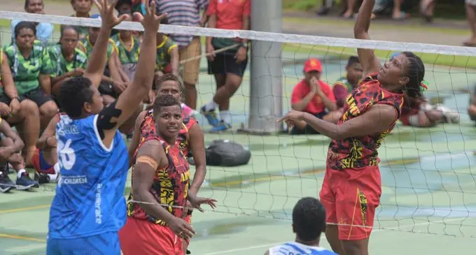 Action from the Fiji Police Force- Republic of Fiji Military Forces women’s volleyball competition of the FMF Ratu Sukuna Bowl Rise Fiji Rise at the National Netball Centre in Suva on December 10, 2020. Photo: Ronald Kumar