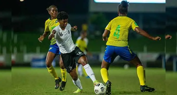 Digicel Kulas (national women's football team) captain Safi Diyalowai dribbles the ball against Solomons de­fender Lisa Solo at HFC Bank Stadium, Suva, on July 27, 2022. Photo: OFC Media 