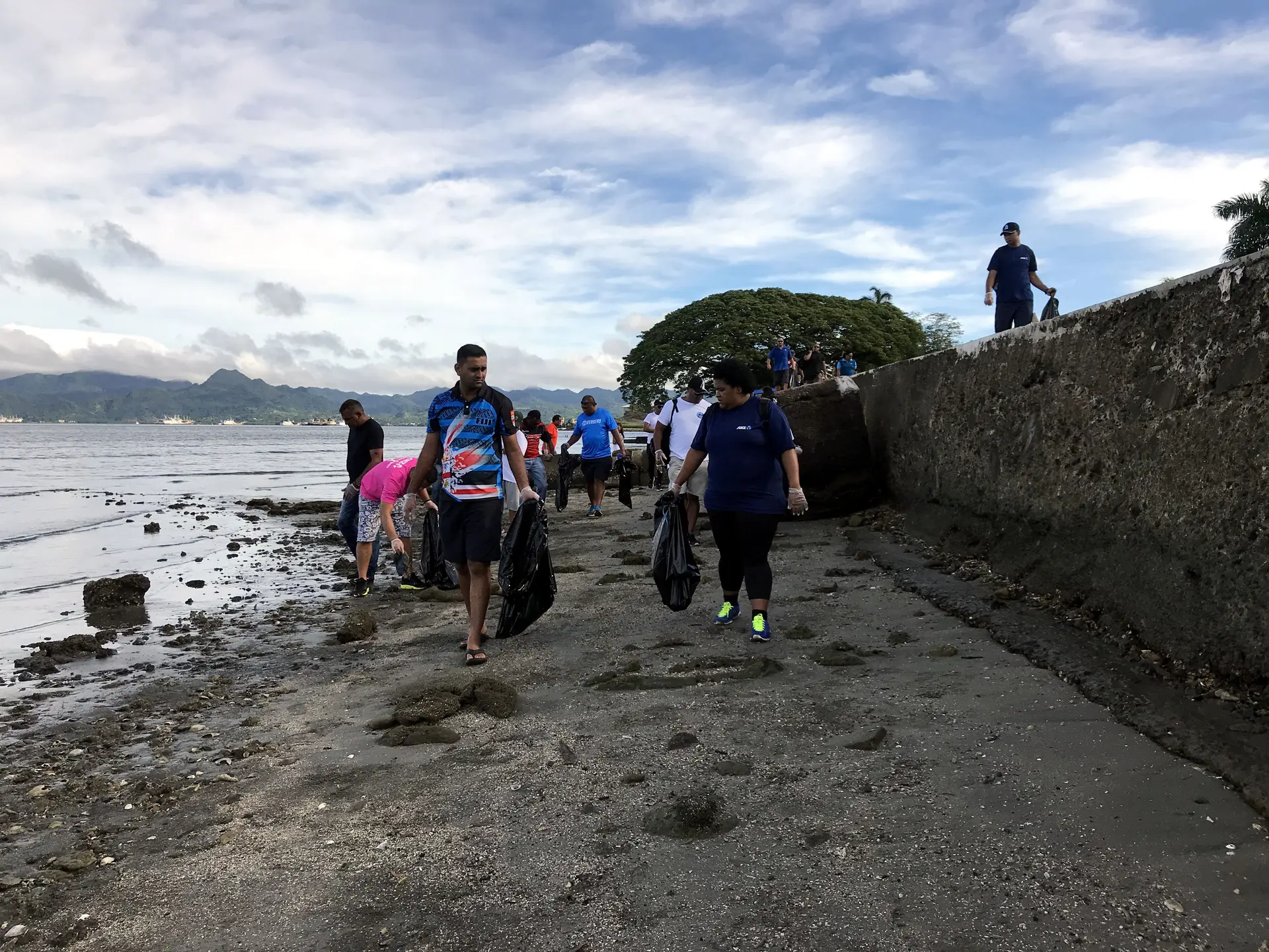 The staff of Ministry of for Industry, Trade, Tourism, Lands and Mineral Resources and ANZ Bank cleaned the Suva Foreshore on March 10 2018. Photo: Ashna Kumar