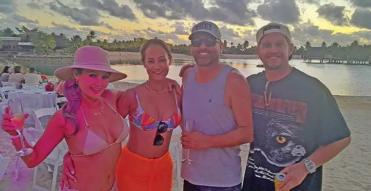 From left: Guests, Cristina Lillis, Nea Nabajar, Joe Lillis, and Mark Lupton. Photo: Waisea Nasokia