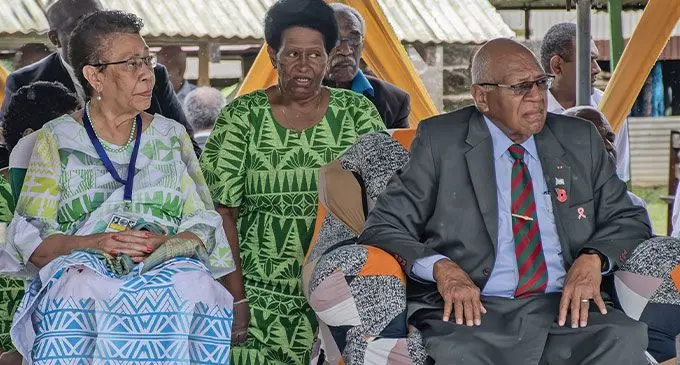 Na peresitedi ni soqosoqo vakamarama e Viti ko Adi Finau Tabakaucoro, kei nai liuliu ni matanitu ko Sitiveni Rabuka ena Bose ni Yasana ko Tailevu ka vakayacori mai Vuci, Tokatoka, Tailevu ena siga Vukelulu ni macawa oqo.