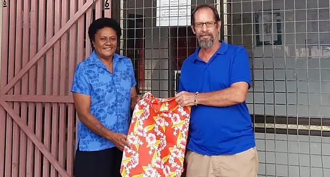 From left, Ba Womens Forum President Ivamere Saunaqali and the Rakiraki and Tavua Town Council Board of Special  Administrators Chairperson Mark Hirst-Tuilau holds up one of the bags that will be distributed to Rakiraki market vendors.  