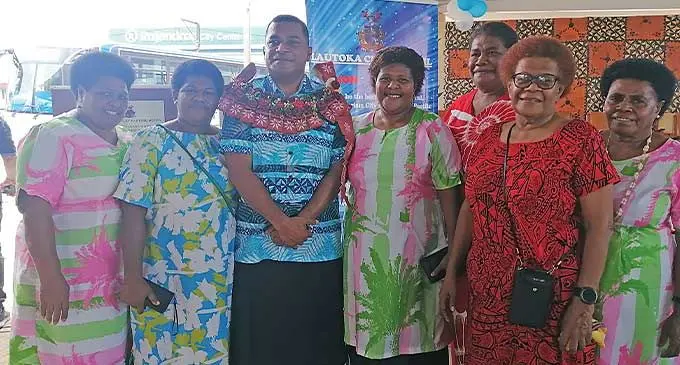 Tamarica Waibebenisala (second from right), with the Minister for Housing and Local Government Maciu Katamotu and other Lautoka vendors during the opening of the New Namoli Green Night Market. Photo: Mereleki Nai