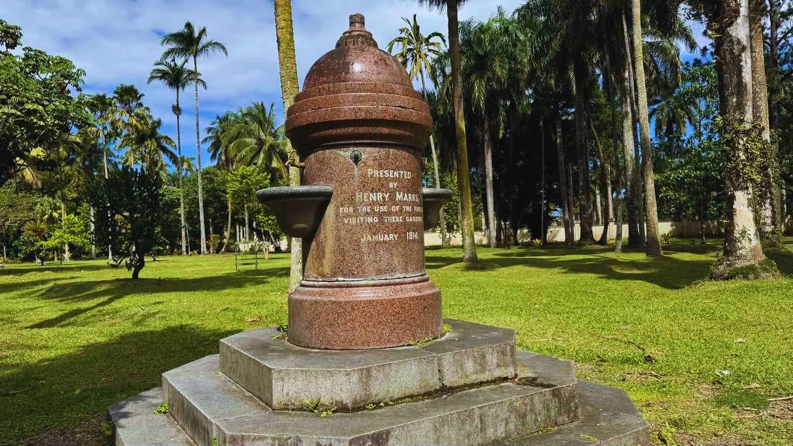 Water fountain 