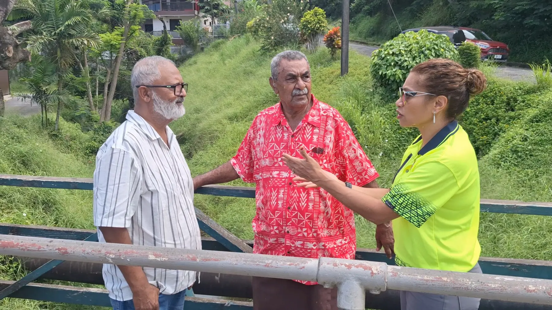 Sigatoka Town Council special administrator Adish Naidu, Tui Madudu of Nayawa Village in the province of Nadroga-Navosa, and the Minister for Environment and Climate Change Lynda Tabuya at the launch of Trashboom in Sigatoka Town.