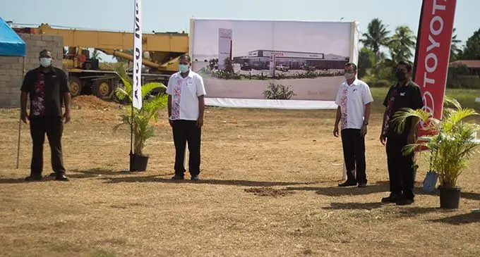 From left: Asco Motors Fiji panel manager Avendra Naidu, service manager Avinesh Goundar, sales maanger Jitendra Singh and parts manager Roneel Singh at the groundbreaking ceremony at Volivoli in Nadi.