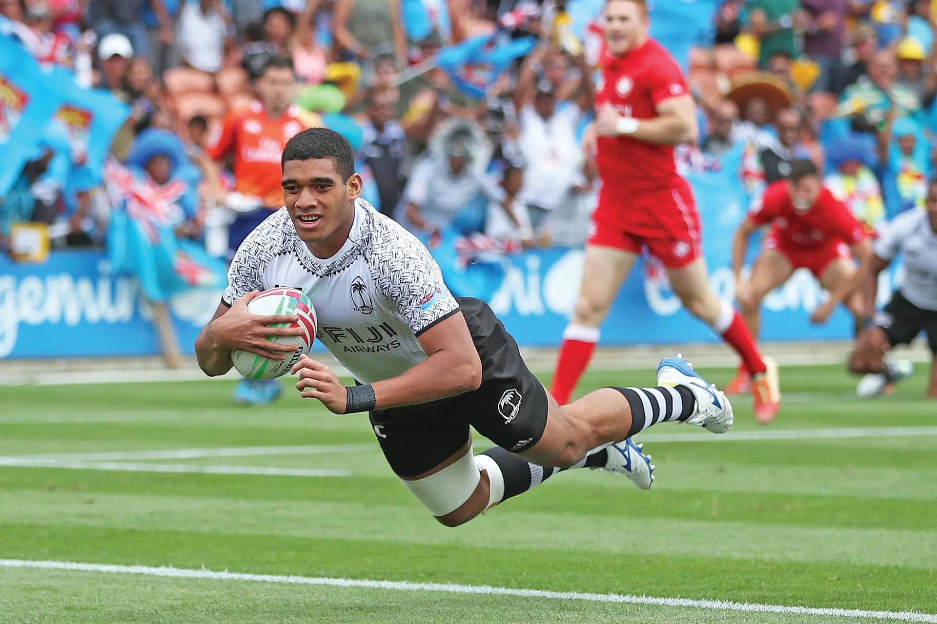 Meli Derenalagi about to score a try against Canada in Hamilton on January 27, 2019. Photo: World Rugby