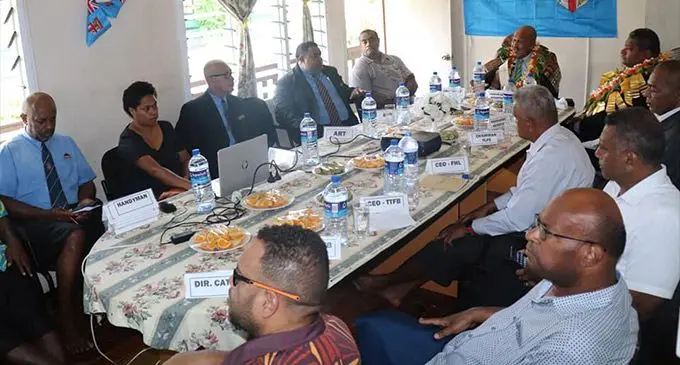 Ena nona a veisiko na Minisita o Ifereimi Vasu ena Valenivolavola ni Yasana o Namosi, e ratou a salamuri koya nai vakalesilesi ka’ra okati ena Tabacakacaka iTaukei ka wili kina na Vunilewa ni Matabose ni Qele, Tevita Kuruvakadua, Vunilewa ni Matabose ni Lavo Maroroi Aisake Taito, Vunilewa ni Fijian Holdings, Jaoji Koroi, Daireketa ni Koronivuli e Nadave, Aporosa Silatolu, kei na turaga iliuliu ni Veitarogi Vanua Ratu Vananalagi Vesikula. Veitaba: Na Tabacakacaka iTaukei