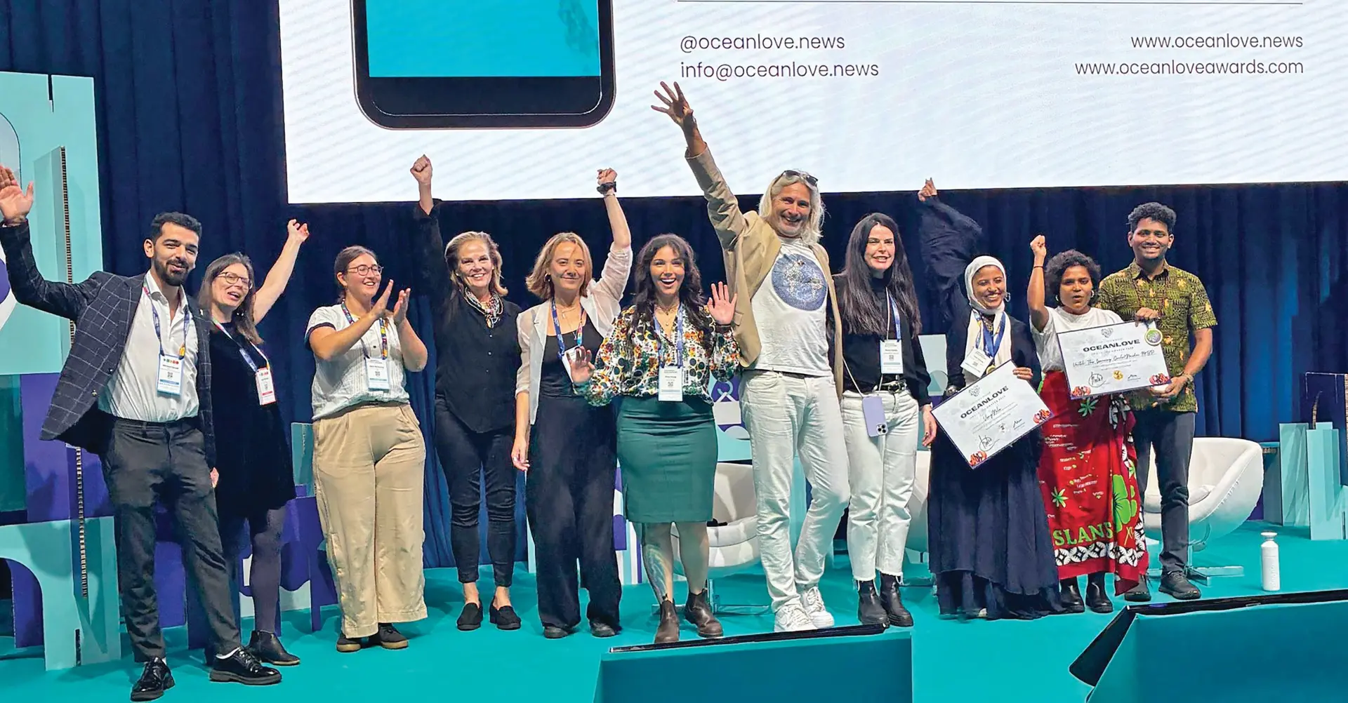 Members of the Naidiri Youth Club at the Naidiri Biodiversity Marine Park, Malomalo, Nadroga.