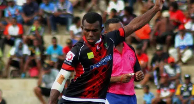 Naitasiri fly half Etonia Rokotuisawa kicking a penalty during the Skipper Cup match between Naitasiri and Suva on June 3, 2017.Photo:Vilimoni Vaganalau.