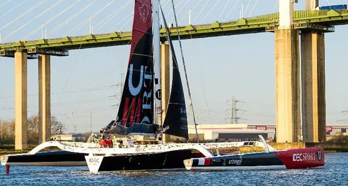 The IDEC SPORT maxi trimaran crossed the finish under the QE II Bridge which spans the Thames at 07:37:33 local time on Feb. 19, 2020. 