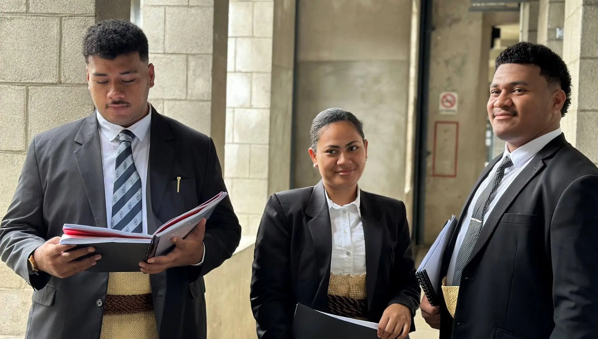 USP Law students celebrate their victory at the 2025 Inter-Tertiary Moot Court Competition