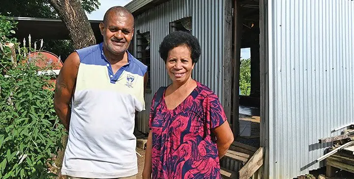 E na imawi na turaga na watina ko Niko Baleiverata kei Nina Leisako e na nodrau itikotiko mai Nasoso mai Nadi. Veitaba: Tabana ni Teitei, Susu Manumannu kei na iVakaso ni Wai