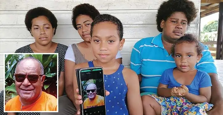 From left to right: The late Sakiusa Gasaucalayawa’s daughters, Makereta Bulo and Torika Sigale, his grandchildren, Makereta Lomaloma and Torika Ratu with his fiancé Alesi Naura at Yako Village near Nadi. Inset: The late Sakiusa Gasaucalayawa. Photo: Mereleki Nai
