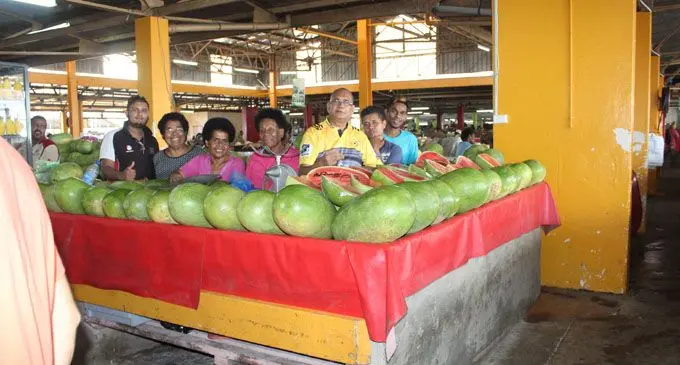 Suva United Market Vendors association general secretary Krishan Kumar (third from right) with fellow vendors at the Suva municipal market on April 11, 2018. Photo: Taraivini Seru