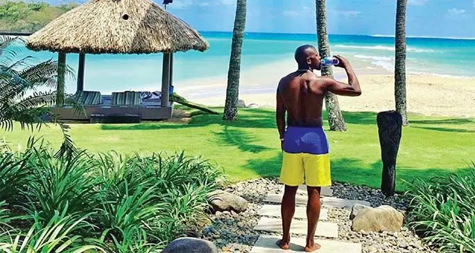 THE CHAMP IS HERE! Boxing icon Floyd Mayweather Jr posts a photo of himself on Instagram enjoying time at the InterContinental Fiji Golf Resort and Spa, Natadola, on September 22, 2019. Photo: Floyd Mayweather / Instagram