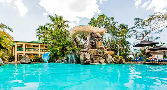 Pool at Tokatoka Resort, Nadi.