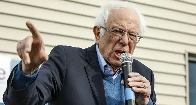  Bernie Sanders speaks at a rally at Cedar Rapids, Iowa, the United States, Feb. 2, 2020. (Photo by Joel Lerner/Xinhua) 