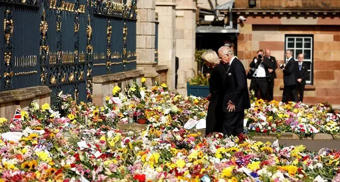Charles and Camilla will be crowned King and Queen consort alongside each other at a royal coronation. Photo: Reuters : Jason Cairnduff