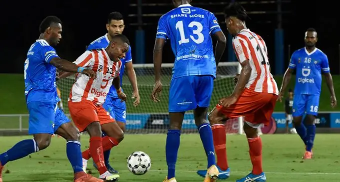 Labasa on attack against Lautoka at the ANZ Stadium on Friday 10 December, 2021.  Photo:  Fiji FA.