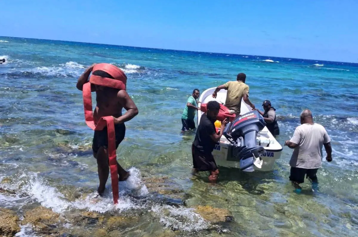 The Ministry of Rural and Maritime Development and Disaster Management has confirmed that emergency water supply operations, which began last week, will continue to support affected communities.