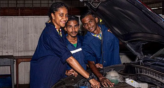 FNU Automotive Engineering students at FNU’s College of Engineering, Science and Technology (CEST).