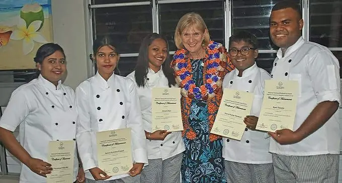 (From left) Fiji National University Salon Culinaire Pastry Category first prize winner Priyasheel Pritika Nair, Pastry third prize win- ner Ayesa Anisha Prasad, Culinary category first prize winner Ashwini Nair, Fiji National University Vice-Chancellor, Professor Lyn Karstadt, Culinary second prize winner Vishal Kumar and Pastry second prize winner Epeli Naqia Tawake during the awards night at the FNU Namaka, Nadi campus on November 18,2022. Photo: Salote Qalubau