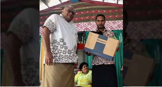 The President of Fiji, Ratu Wiliame Katonivere (left) hand over award to Nemani Buliruarua during the Fiji Coconut Millers Pte Limited president’s awards at Monfort hall in Savusavu on March 3, 2023. Photo: Shratika Naidu
