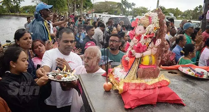 Hundreds of Hindu devotees from the Laxmi Narayan Temple during the Ganpati Visarjan (final Lord Ganesh Utsav prayer ritual of farewell of Lord Ganesh idol) in Suva on September 1, 2020. Photo: Ronald Kumar