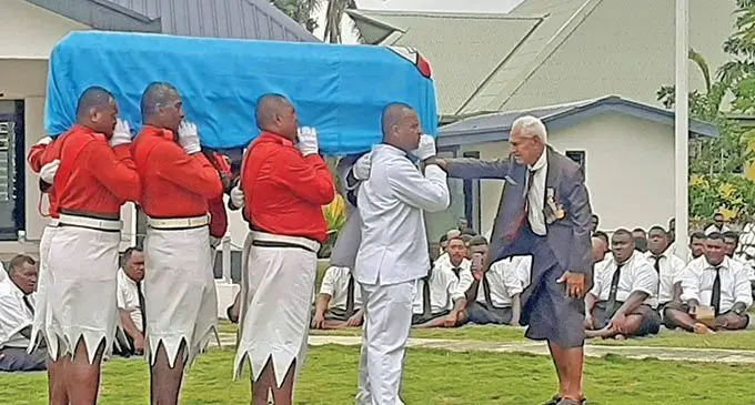 Na Momo Levu na Tui Vuda Ratu Eparama Kitione Tavaiqia farewells the late Tui Sawaieke Ratu Tevita Momoedonu at Viseisei Village, Lautoka on December 4, 2020. Photo: DEPTFO News