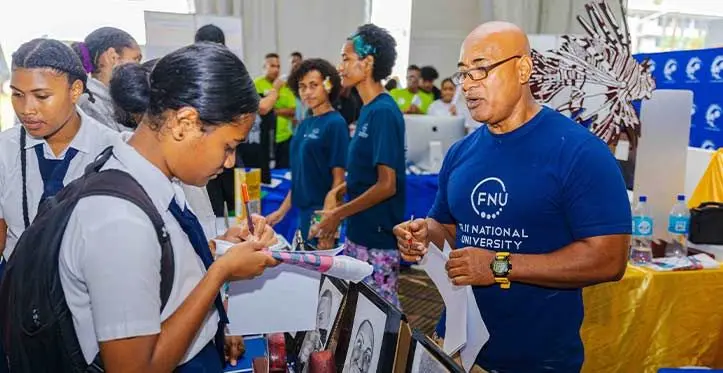Students and visitors at the 2022 FNU Open Day (1).