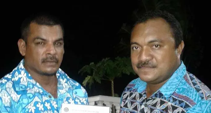 Mukesh Freddy Chand receives his licence from Boxing Commission of Fiji chairman Bulutani Mataitawakilai. Photo: Waisea Nasokia. 
