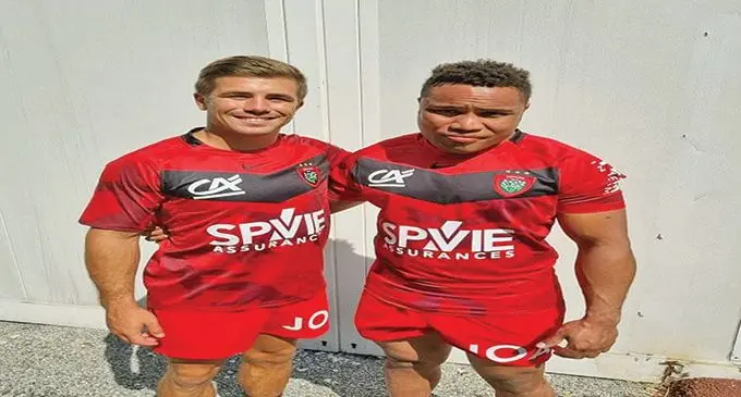 Toulon Rugby players (left-right) Loius Carbonel and Petero Tuwai in Toulon outfit in France on August 18, 2021. Carbonel is lso France firrst five eight. Photo: Toulon Rugby