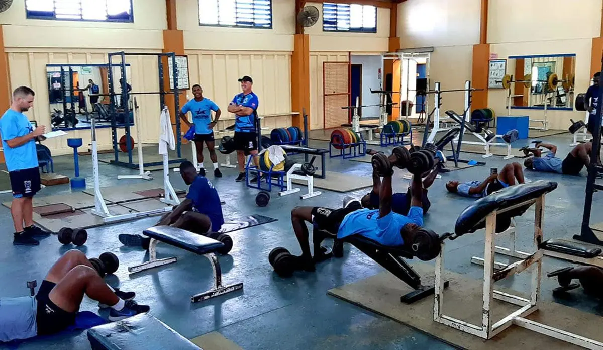 Vodafone Fijian Bati head coach Brandon Costin (right) monitors the Kaiviti Silktails players during their gym session in Suva. Photo: Kaiviti Silktails.