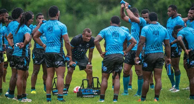 Fiji Airways Fiji men’s rugby sevens head coach Osea Kolinisau (facing camera) shares a few words to the extended squad during their training session at Bidesi Park, Suva on January 7, 2025. Photo: Leon Lord