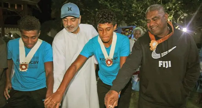 From left: Fiji Airways Fijiana 7s halfback Reapi Uluinasau, Latif Galadari, Sesenieli Donu and coach Saiasi Fuli cut the cake during the Fijian community’s farewell dinner in Dubai on December 4, 2021. Photo: Kelepi Abariga