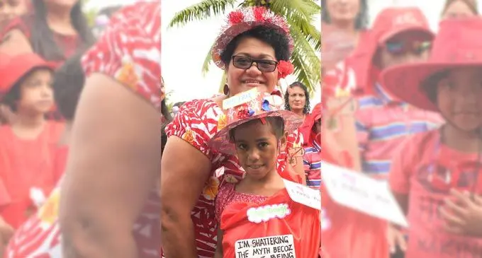 Karalaini Luvu with daughter Salanieta Luvu with fellow parents and students of Nasinu Sangam Primary School during International Day against drugs and illicit trafficking (IDADAIT) on July, 2022. Photo: Ronald Kumar