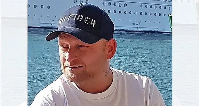 Australian tourist Clayton Brett