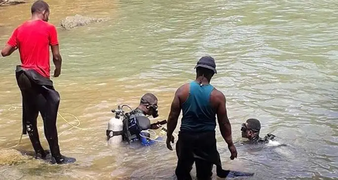 Fiji Police Search and Response Unit continue searching for the missing School teacher Napolioni Kaitavu and 10-year-old Aliti at the Wainikavou river in Serua.