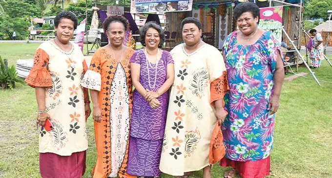 Assistant Minister for Women, Children and Poverty Alleviation, Sashi Kiran with models in the North. Photos: DEPTFO News