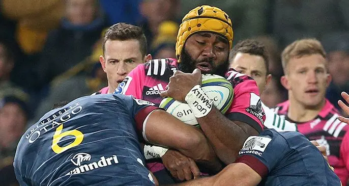 Chiefs No.8 Pita Gus Sowakula in the thick of things against Highlanders during the Super Rugby Aotearoa opener at the Forsyth Barr Stadium in Dunedin, New Zealand on June 13, 2020. The former Fijian basketball star is now a contender for the All Blacks No.8 spot. Photo: Chiefs
