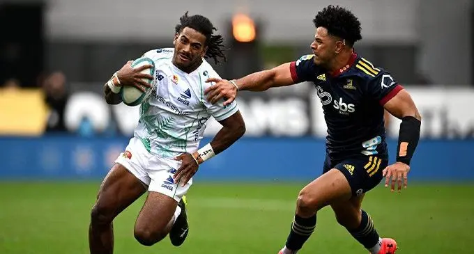 Swire Shipping Fijian Drua fullback Selestino Ravutaumada on the attack against Highlanders at the Forsyth Barr Stadium in Dunedin on March 25, 2023. Photo: Stuff 