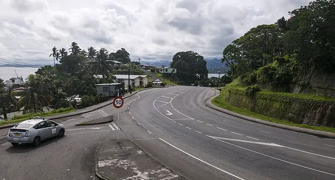Na gaunisala na Reservoir Road e Nauluvatu. Veitaba: Leon Lord
