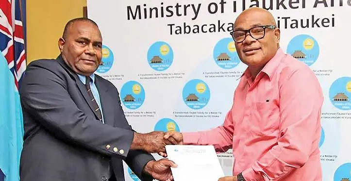 iTaukei Affairs Permanent Secretary Pita Tagicakirewa (right) with iTaukei Lands and Fisheries Commission chairman Apimeleki Tola.