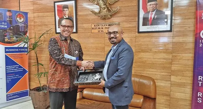 Indonesian Ambassador Raden Carnadi (left), with Accident Compensation Commission of Fiji chief executive officer Parvez Akbar. Photo: Accident Compensation Commission of Fiji
