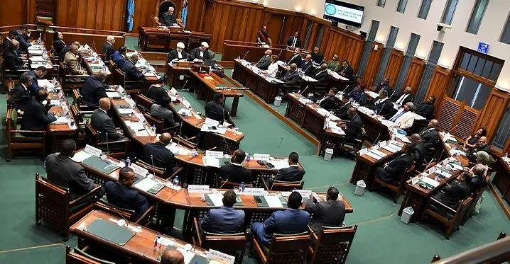 Photo: Parliament of the Republic of Fiji Media 