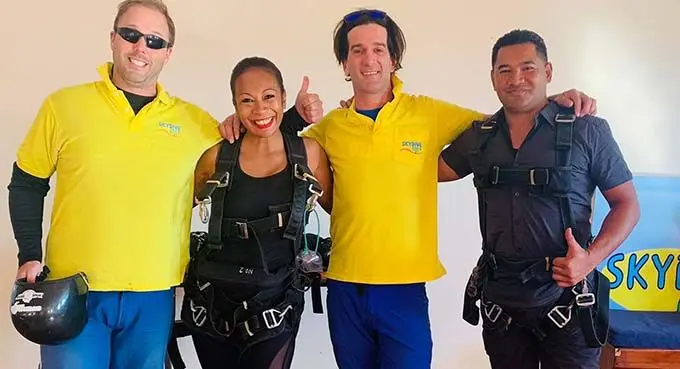 Third from left Ana Tuiketei-Bolabiu and husband, James Bolabiu (right) about to go on a 12000 feet Skydive in Nadi.